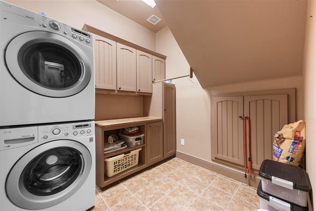 Valley View, Texas 76272, United States, 3 Bedrooms Bedrooms, ,3 BathroomsBathrooms,Residential,Active,33816