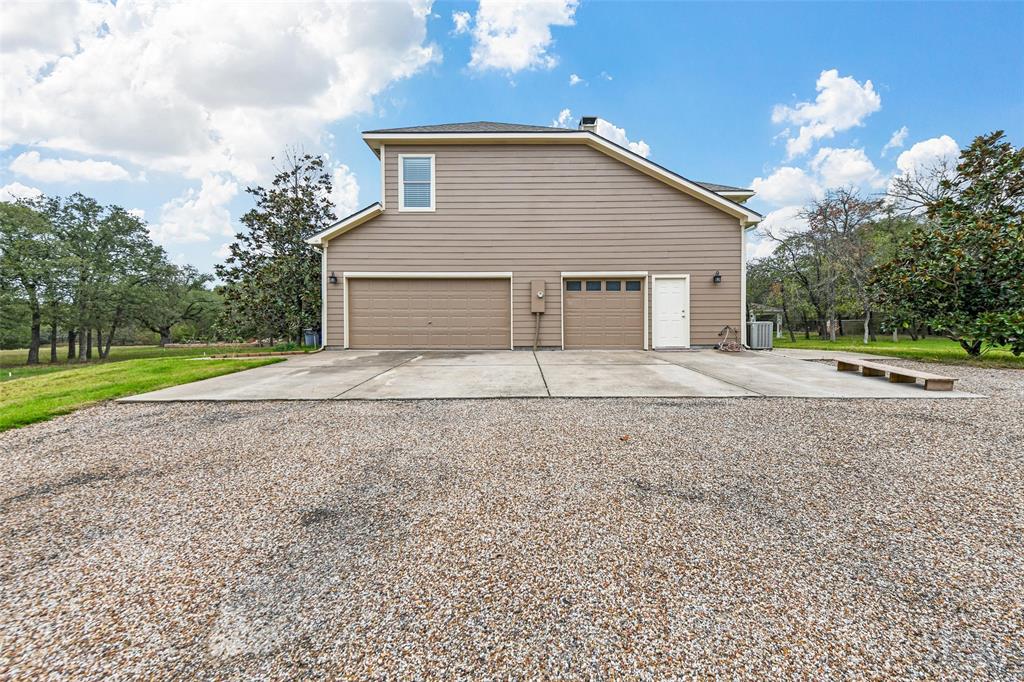 Valley View, Texas 76272, United States, 3 Bedrooms Bedrooms, ,3 BathroomsBathrooms,Residential,Active,33816