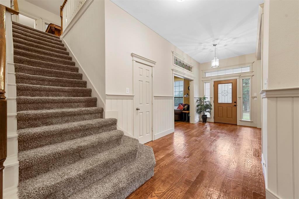 Valley View, Texas 76272, United States, 3 Bedrooms Bedrooms, ,3 BathroomsBathrooms,Residential,Active,33816