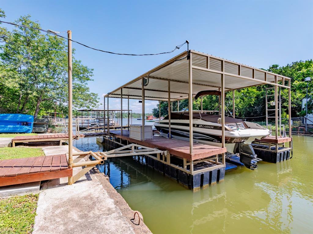 Lake Shore 2nd - Residential