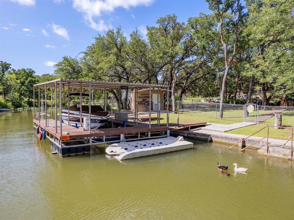 Lake Shore 2nd - Residential