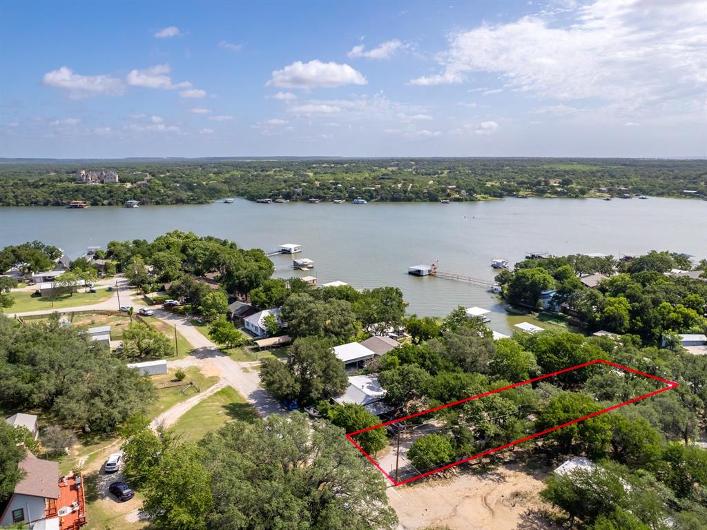 Lake Shore 2nd - Residential