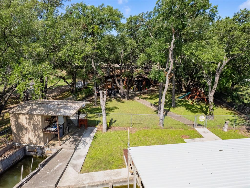 Lake Shore 2nd - Residential