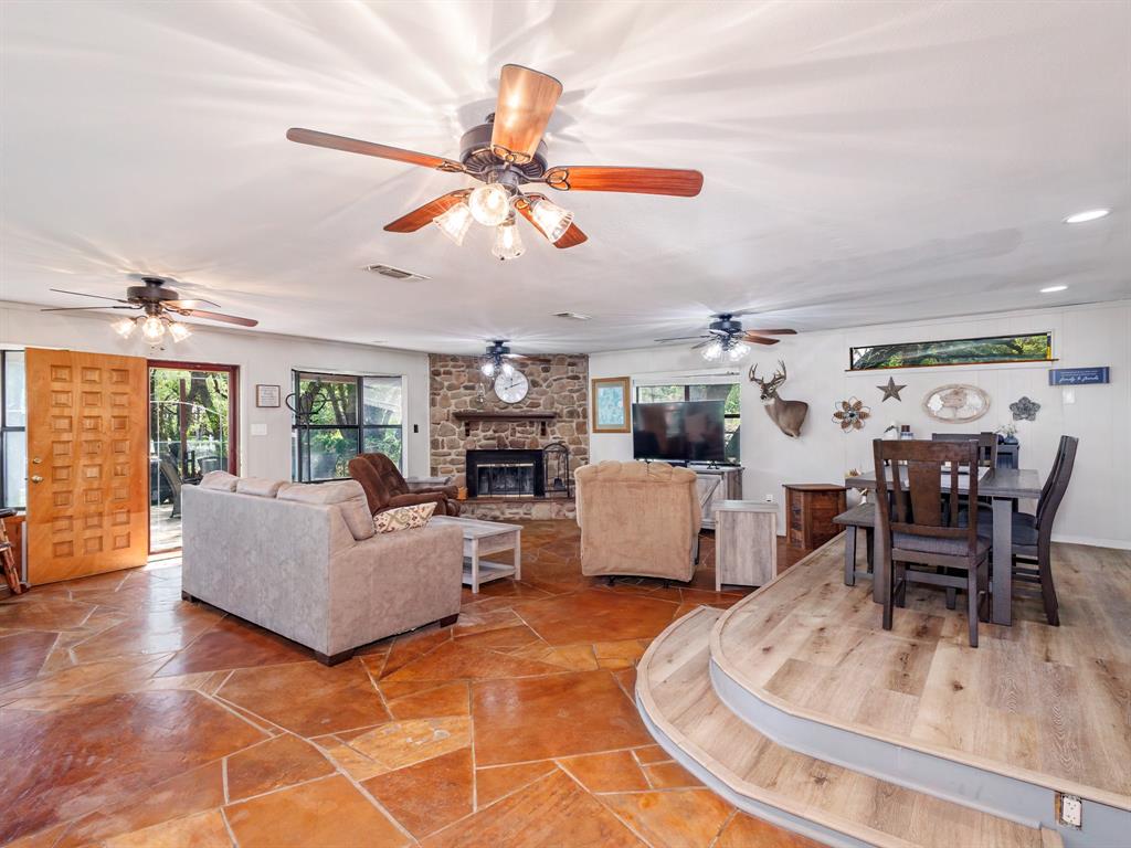 Lake Shore 2nd - Residential