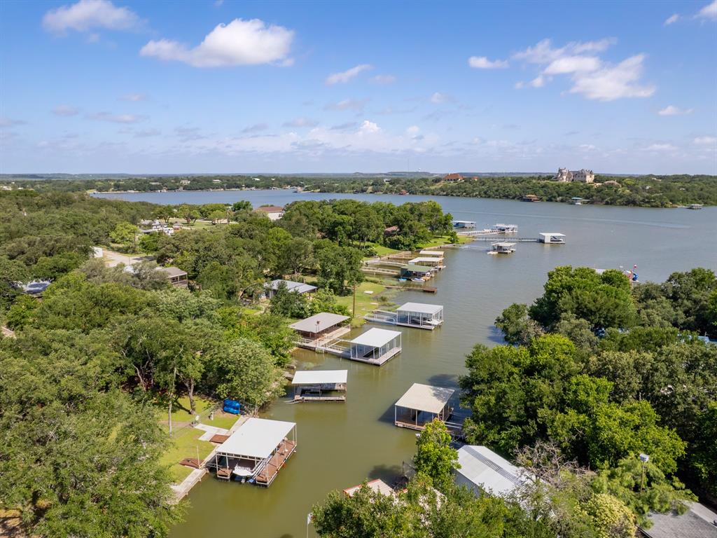 Lake Shore 2nd - Residential