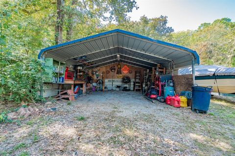 A home in Wills Point