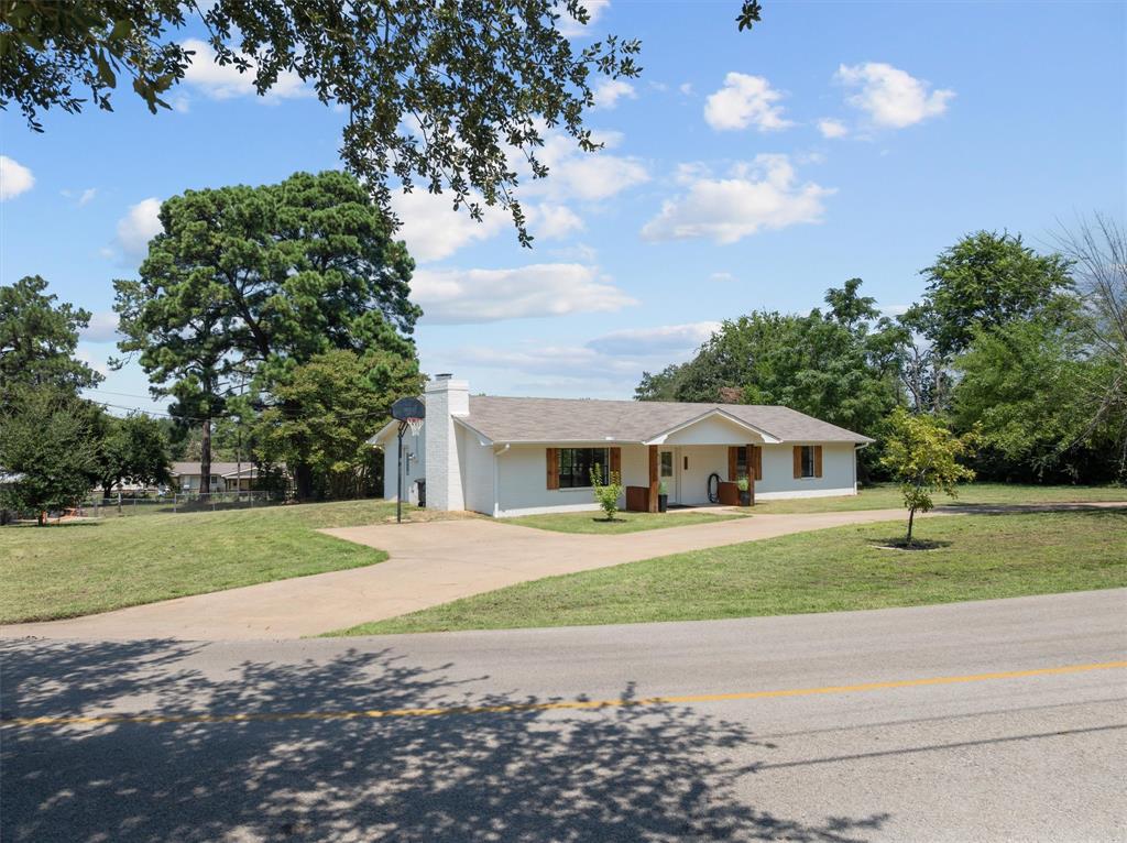 322 Lone Star Lane