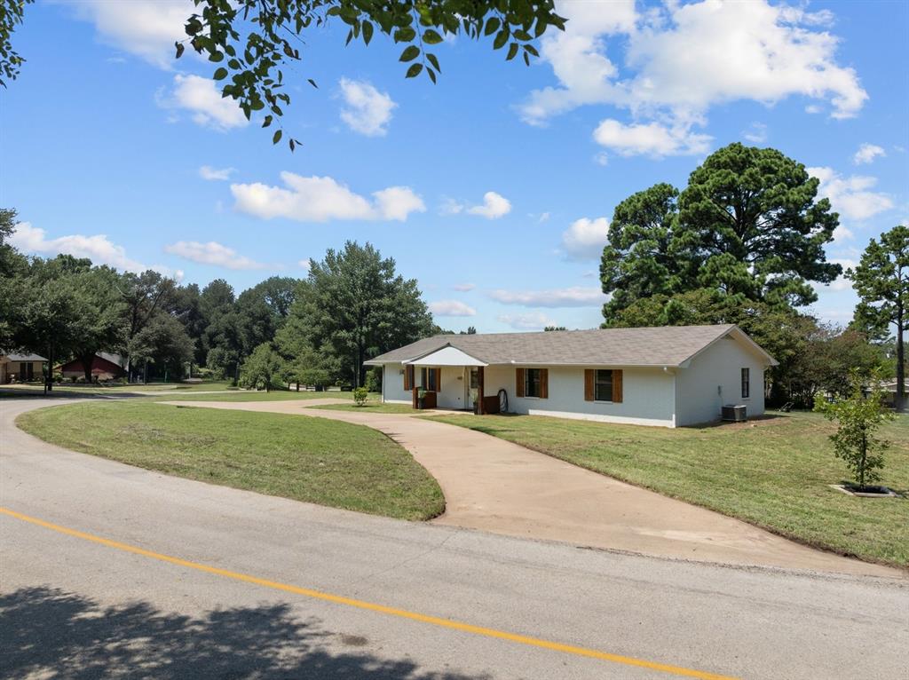 322 Lone Star Lane