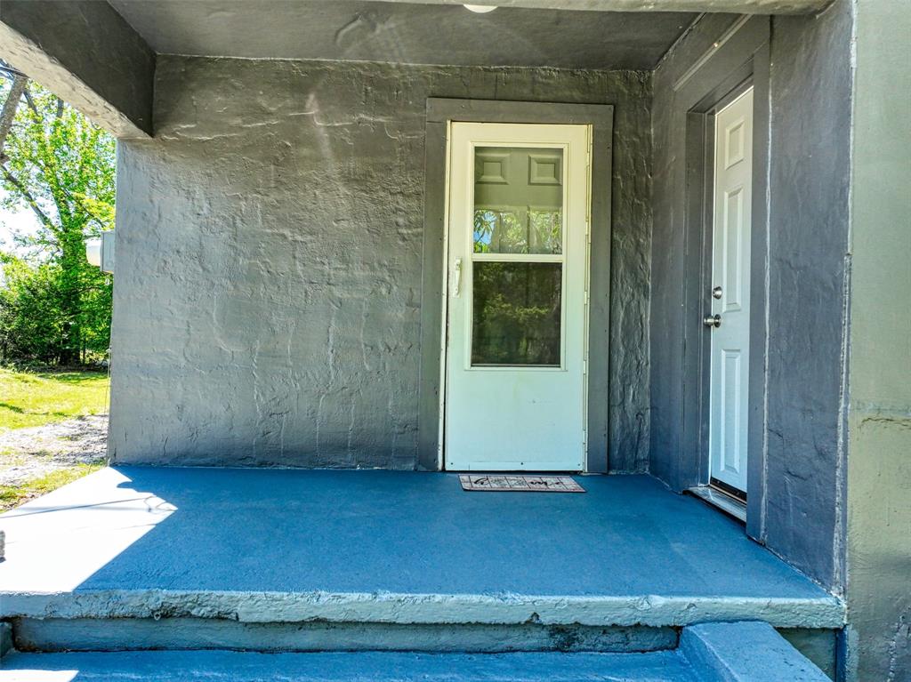 311 W MCKINNEY Street