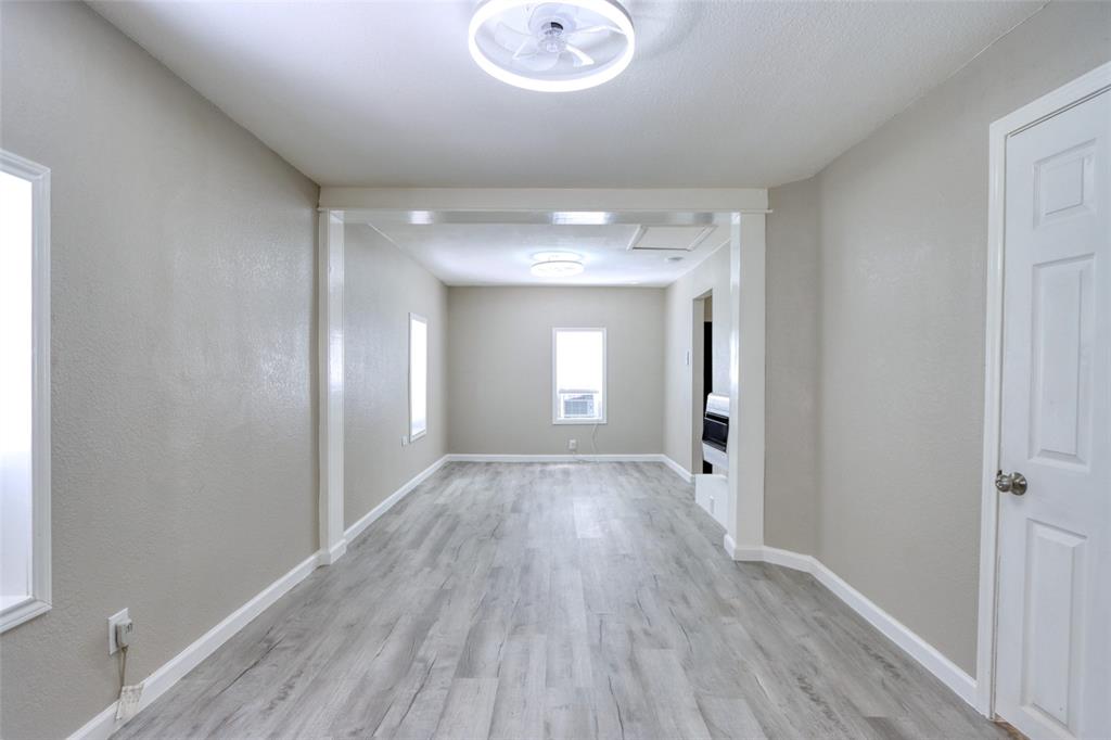 311 W MCKINNEY Street