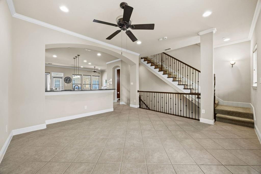 5736 Robbie Road