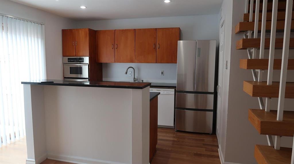 Central Park Condo - Residential