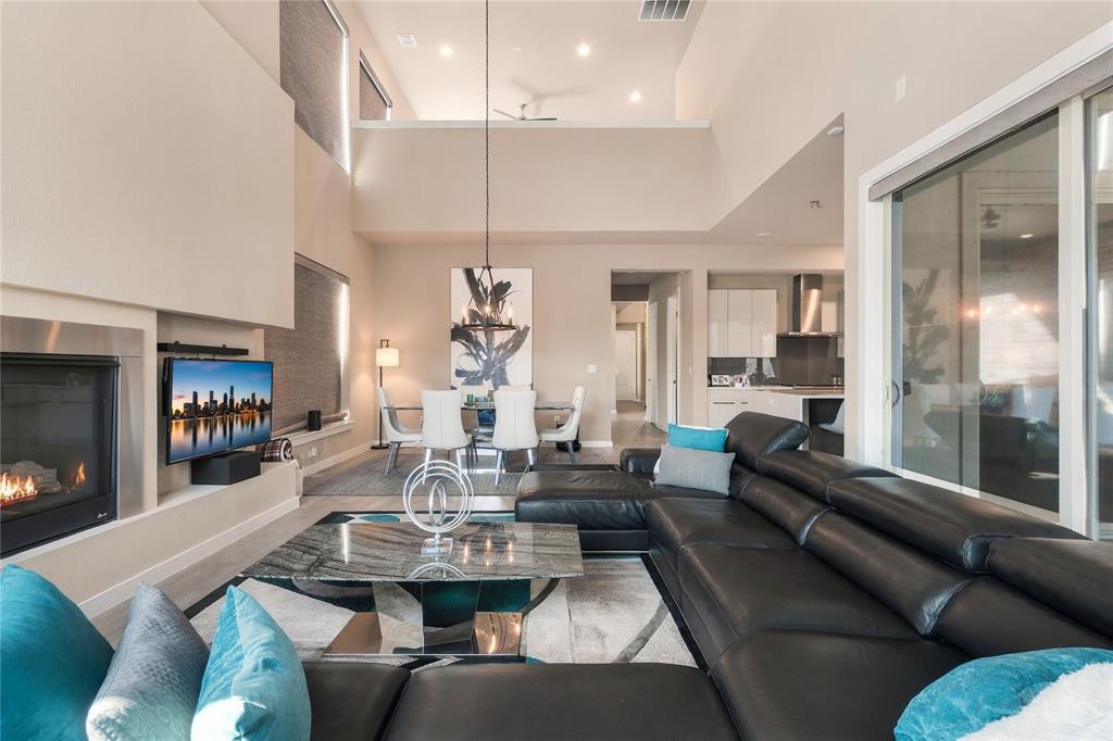 609 Lismore Drive
