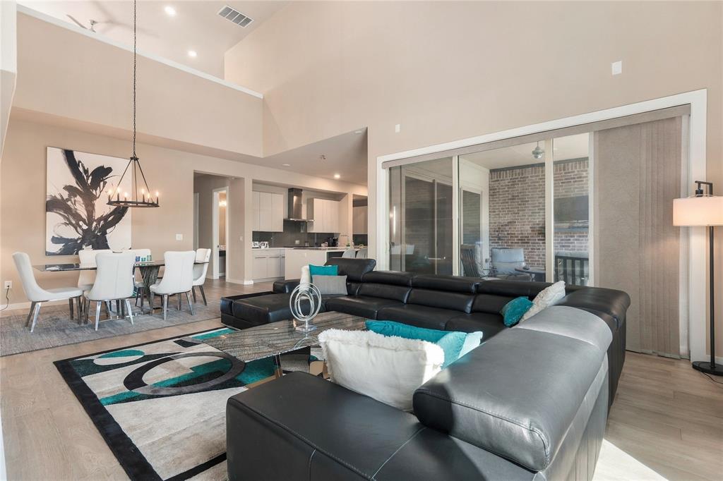 609 Lismore Drive