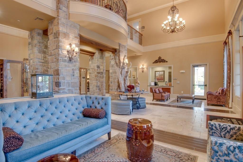 301 Watermere Drive 309