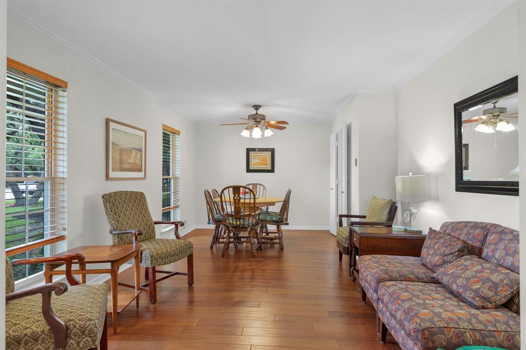 826 Northlake Drive
