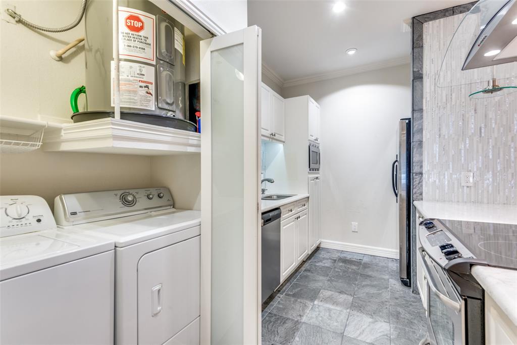 Wyndemere Condo - Residential