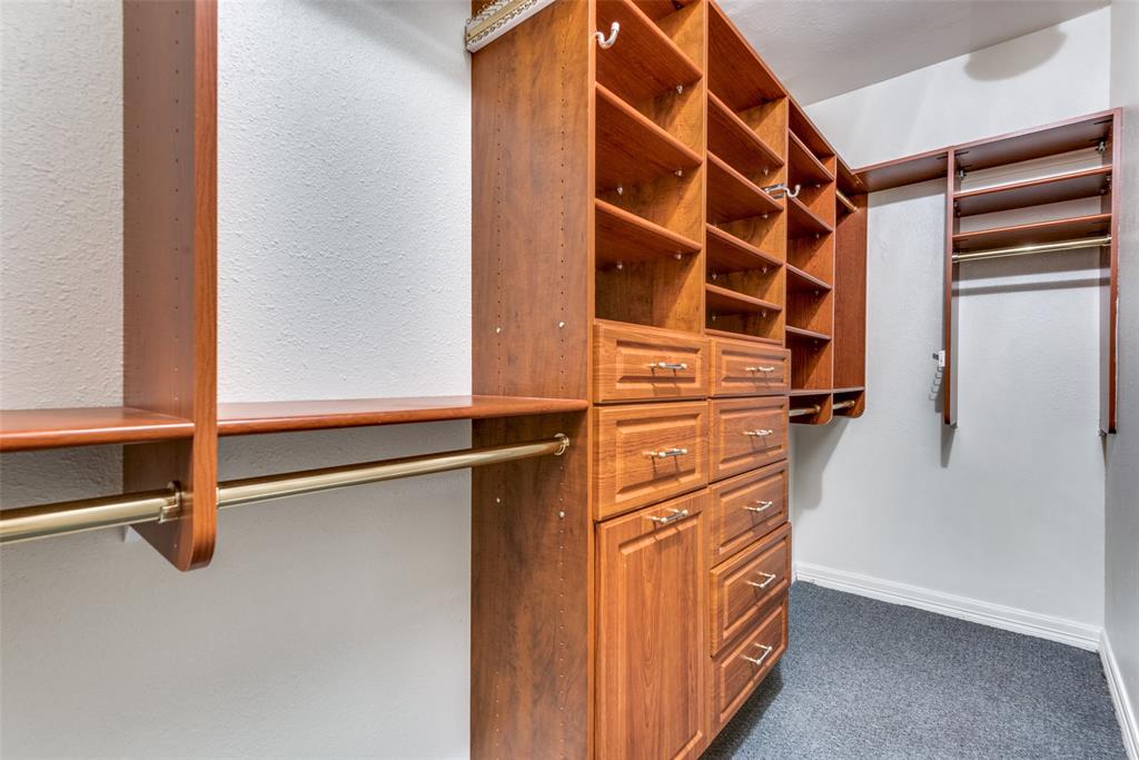 Wyndemere Condo - Residential