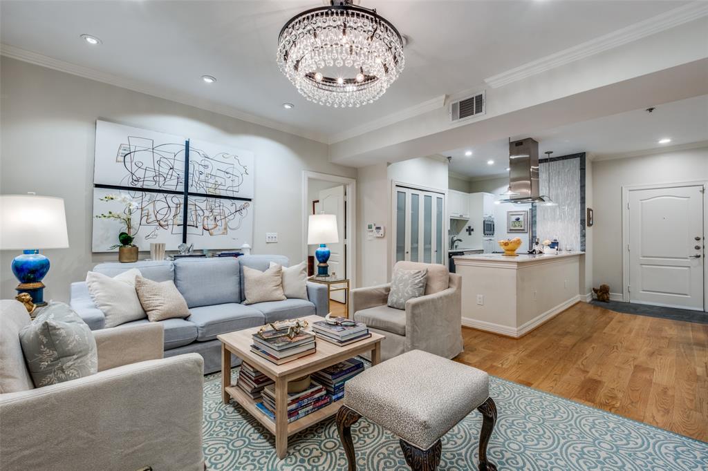 Wyndemere Condo - Residential