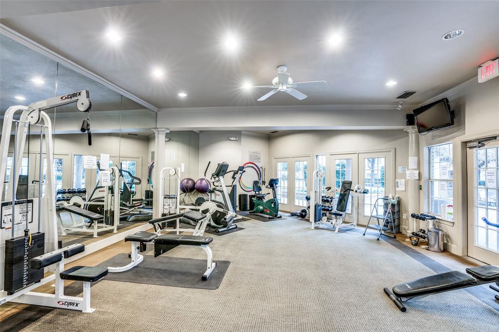 Wyndemere Condo - Residential