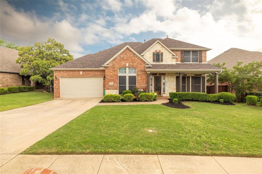 Nestled in the sought-after Lakeview at Point Vista community, this 4-bedroom, 2-story home offers a rare blend of comfort, privacy, and outdoor access. Backing to a serene greenbelt and just a short walk from Hickory Creek Park and Lewisville Lake, residents enjoy trails, a community swimming pool, and private boat landing access—ideal for those who appreciate an active, lakeside lifestyle.
Inside, the home features vaulted ceilings and a stone fireplace in the main living area, creating a welcoming atmosphere. The kitchen boasts stainless steel appliances, a gas cooktop, an island, and a breakfast bar—perfect for both daily living and entertaining. A den and formal dining room provide additional spaces for work, study, or hosting gatherings.
Upstairs, a spacious living area with built-in cabinetry, a dry bar, and a mini-fridge serves as an entertainment hub, while the media room offers a private space for movies or gaming. The generously sized bedrooms provide comfort and privacy for all members of the household.
The custom covered patio overlooks a split-level backyard that backs to the greenbelt, offering a peaceful, private setting for relaxing or enjoying warm Texas summer nights.
With its thoughtful design, multiple living areas, and access to one of the area’s most desirable communities, this home presents a unique opportunity for those seeking a blend of comfort, convenience, and outdoor enjoyment.