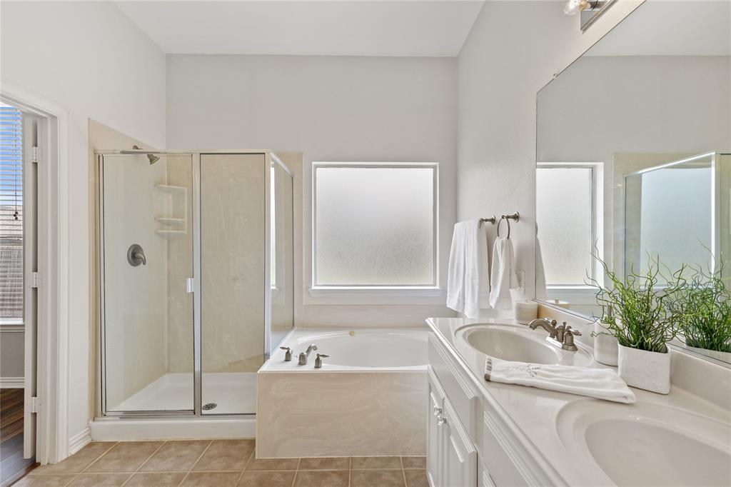 Sunset Pointe Ph Fifteen - Residential Lease