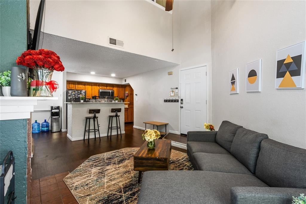 2314 Bamboo Drive I203