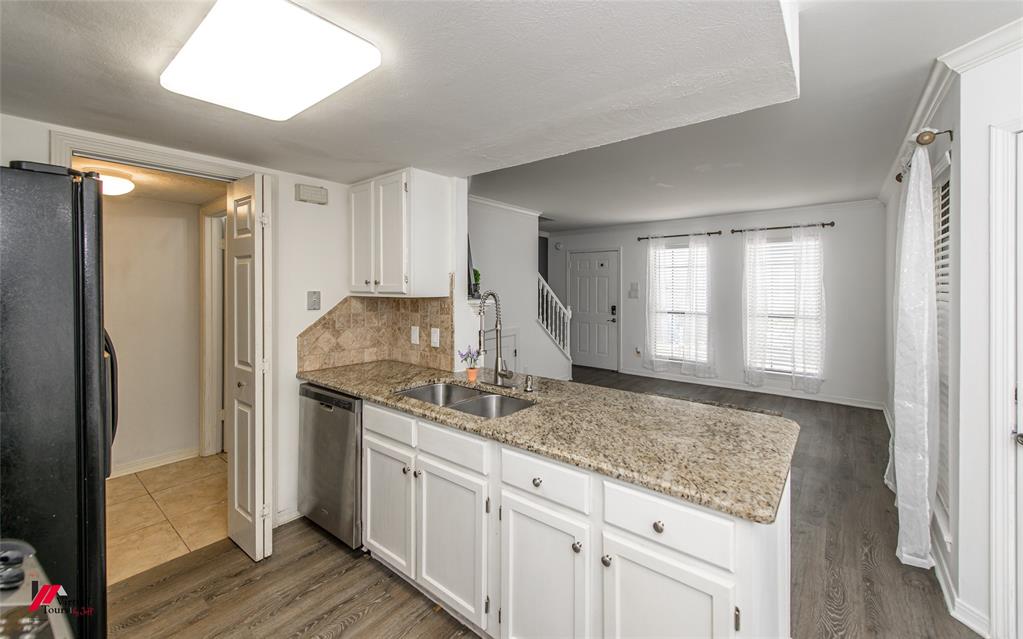 277 Settlers Park Drive