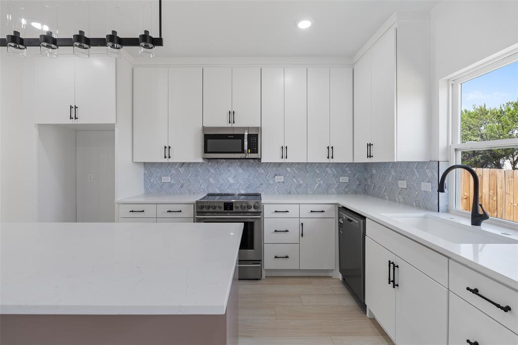 Canyon Creek III - Residential