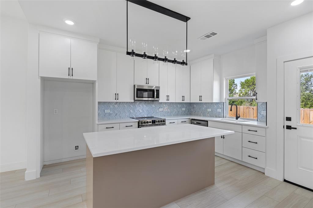 Canyon Creek III - Residential