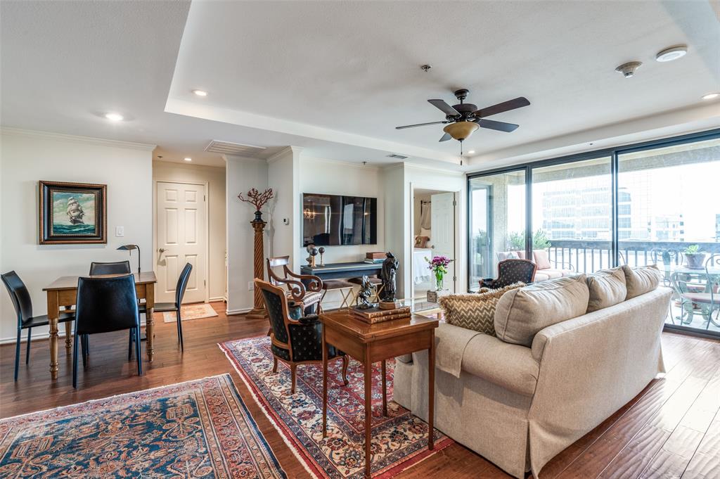 5909 Luther Lane 1701