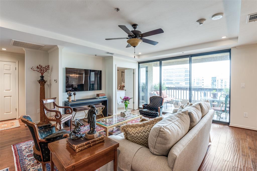 5909 Luther Lane 1701