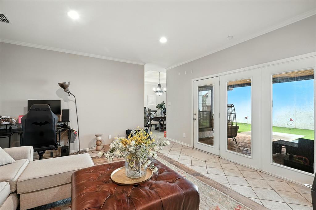 9 Tamarisk Circle