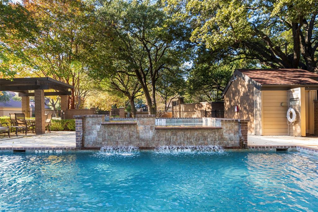 Lakes Of Bent Tree Condos - Residential