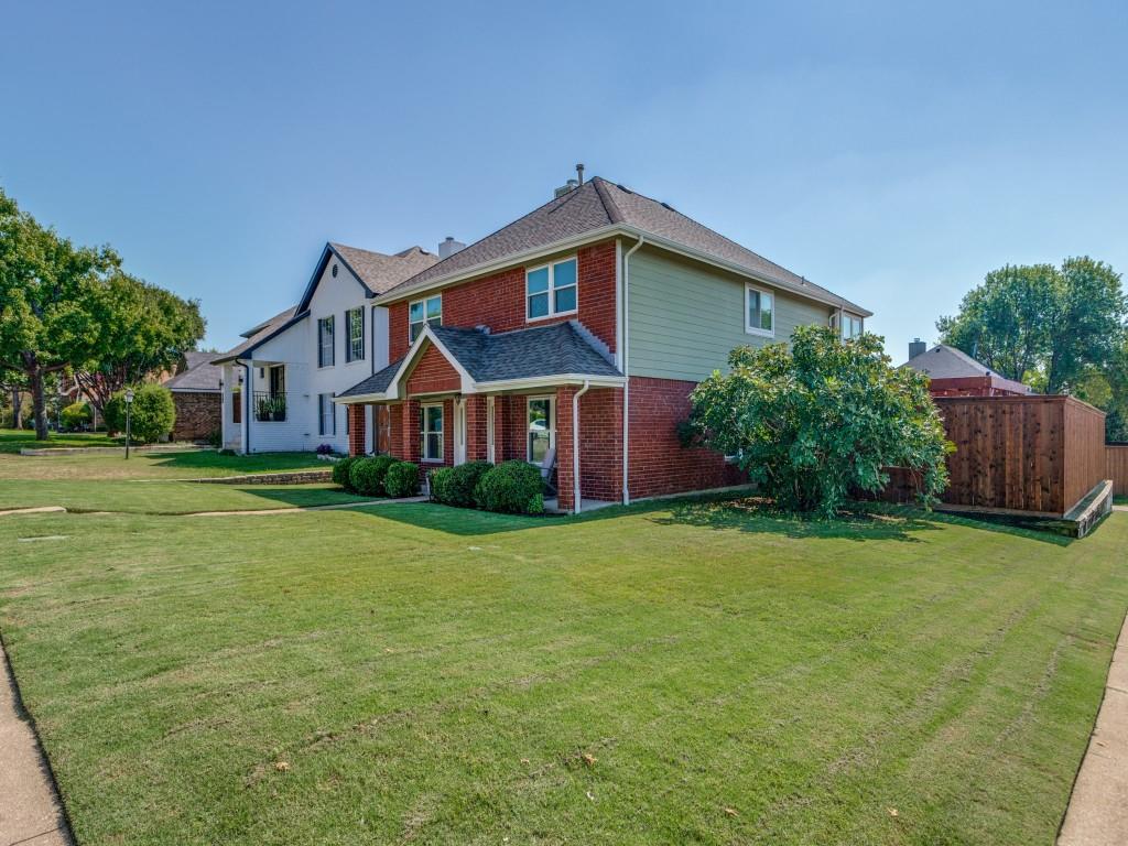 1100 Heather Lane
