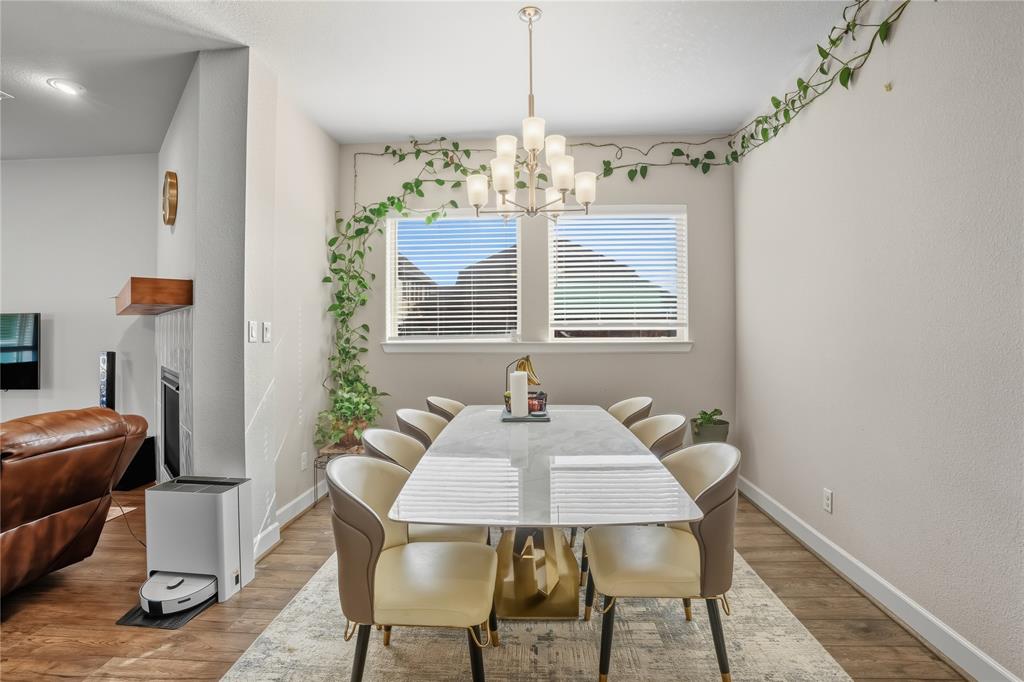 Viridian Village?2A - Residential Lease