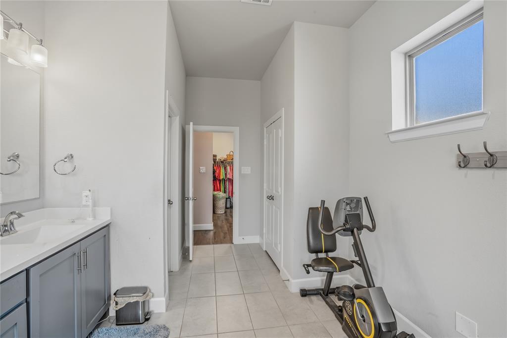 Viridian Village?2A - Residential Lease