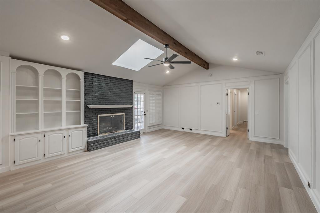 903 Leslie Drive
