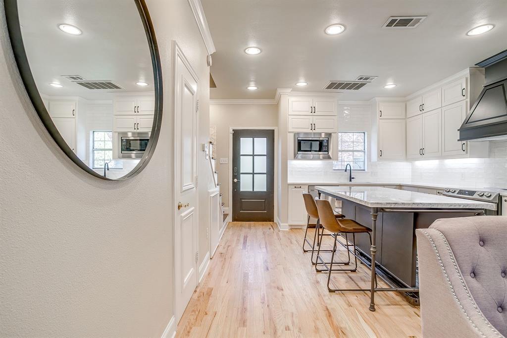 2727 Shelby Avenue S