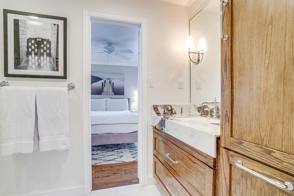 Shelby Condo 2727 - Residential