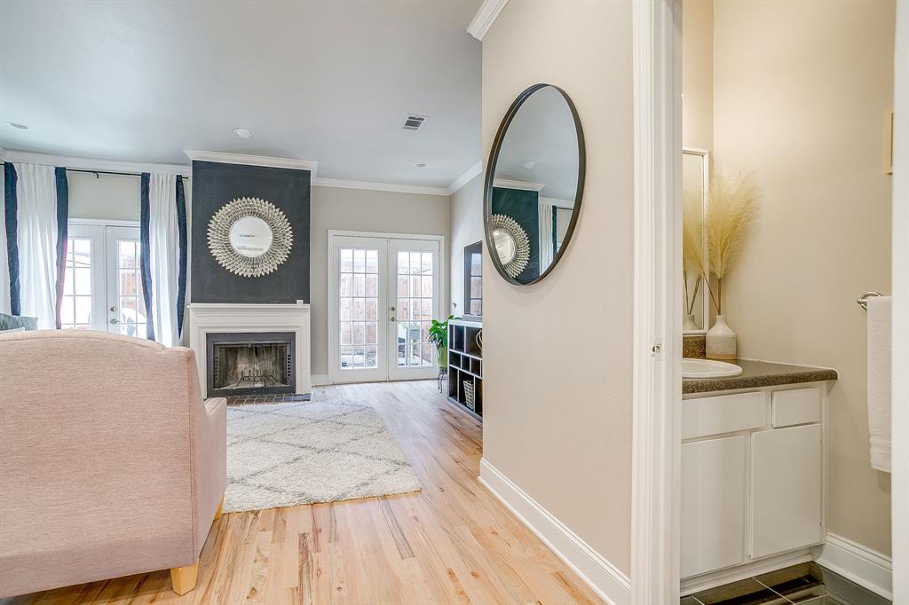 Shelby Condo 2727 - Residential