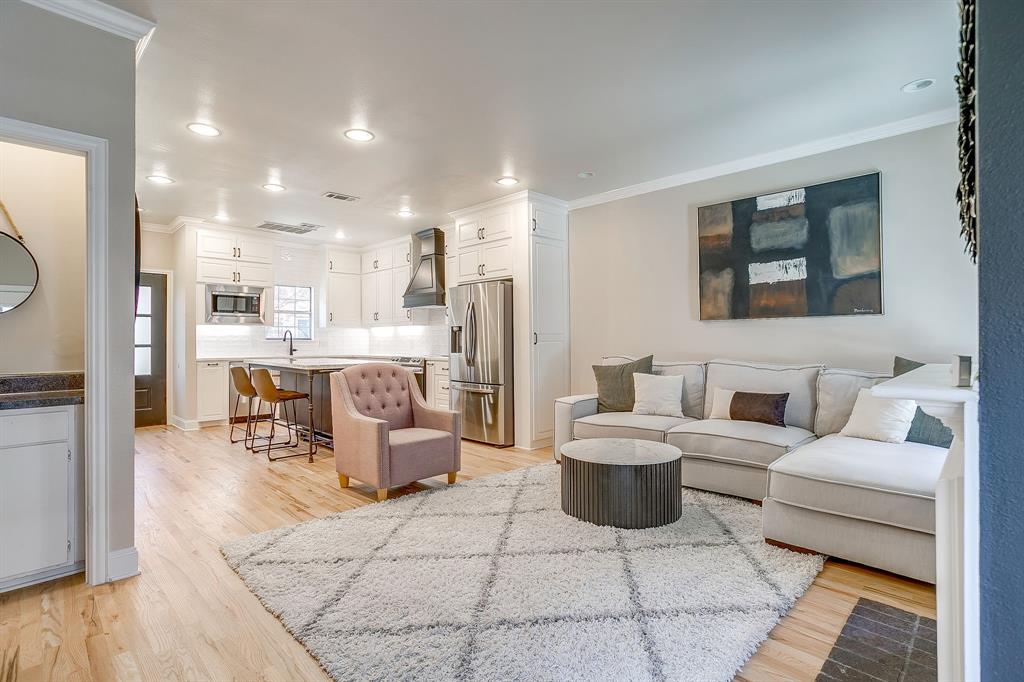 Shelby Condo 2727 - Residential