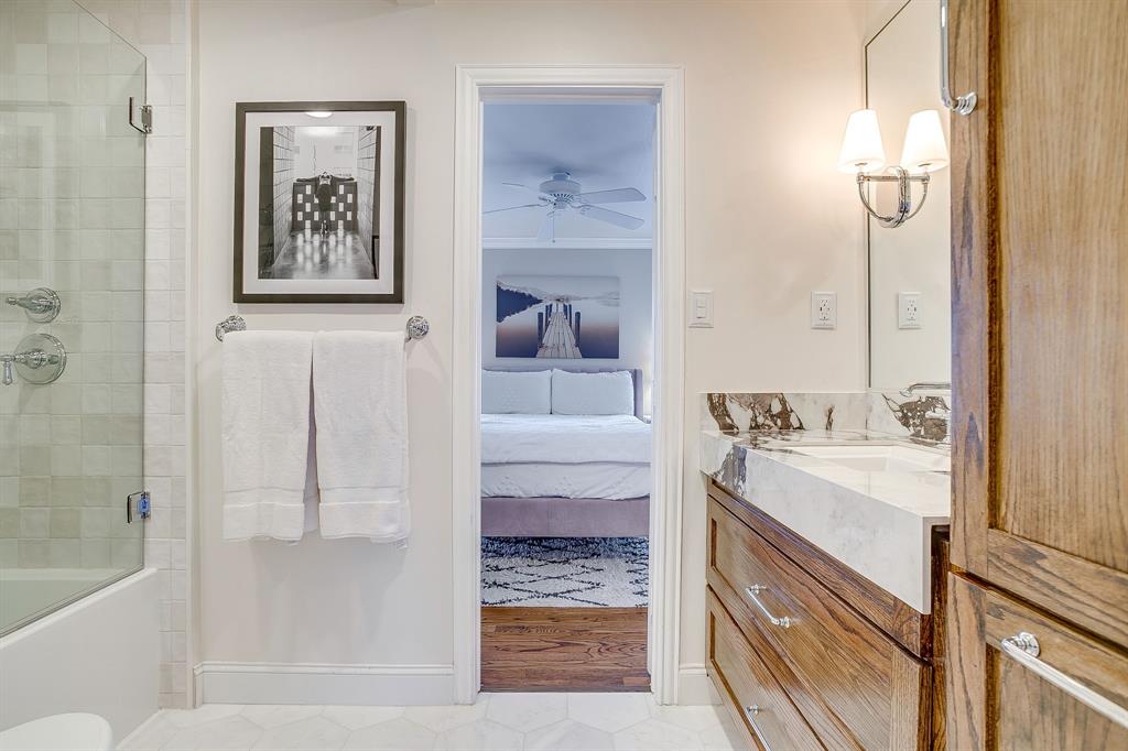 Shelby Condo 2727 - Residential