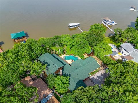 264 Shoreline Drive N Azle TX 76020