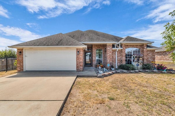 104 TOPAZ CIR, HEWITT, TX 76643 - Image ff98b2c71bf8b70c017f15733e2cfeb5/1668706181