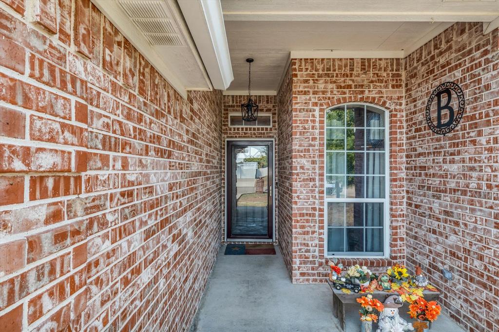 104 Topaz Circle