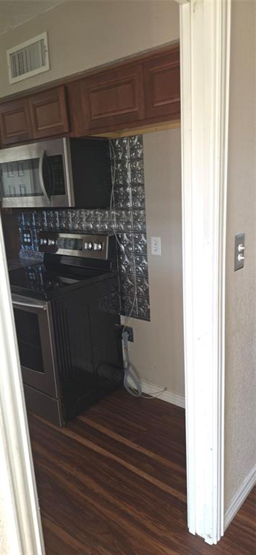 Photo of 1423 Rolling Hills Drive, Graham, TX 76450 (MLS # 21116176)