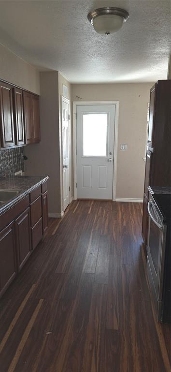 1423 Rolling Hills Drive