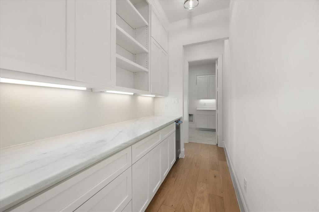 Montrachet - Residential