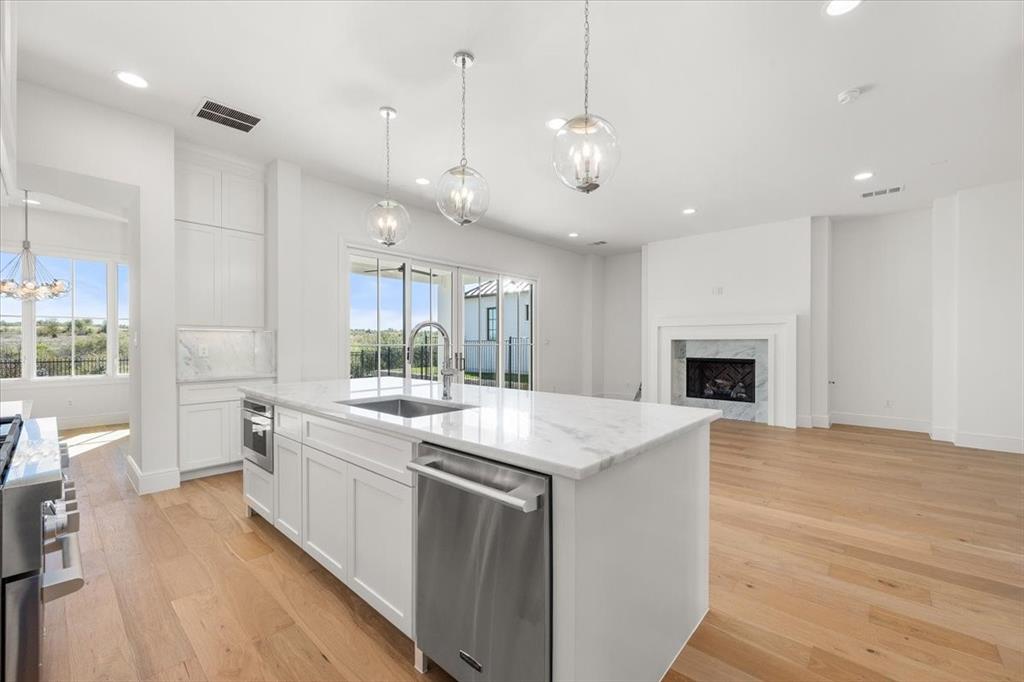 Montrachet - Residential